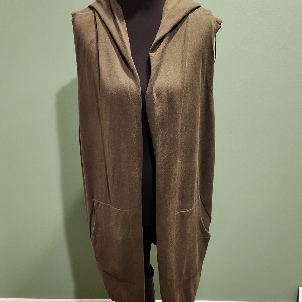 Cyrus Olive Hooded Vest